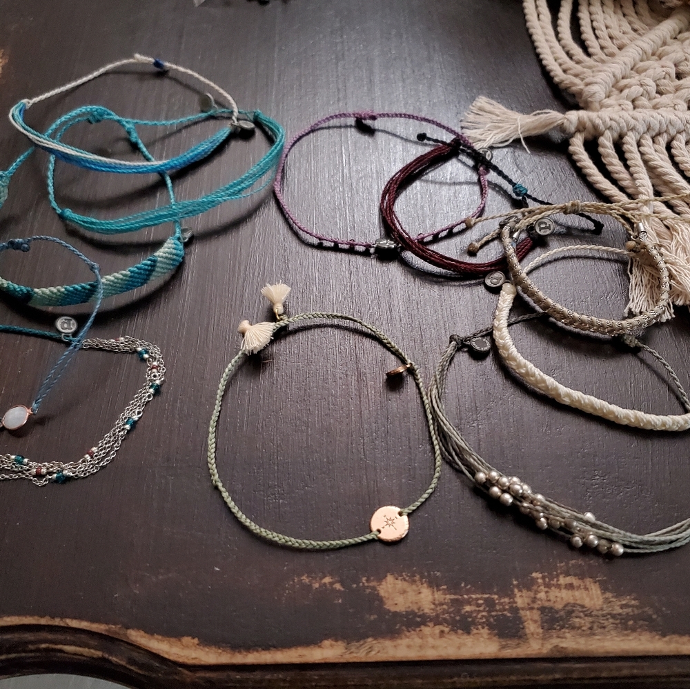 Lot of 11 Pure Vida bracelets